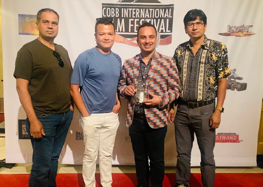 वृत्तचित्र ‘सहायक श्रीमान्’ ले जित्यो ‘उत्कृष्ट अन्तर्राष्ट्रिय डकुमेन्ट्री अवार्ड’