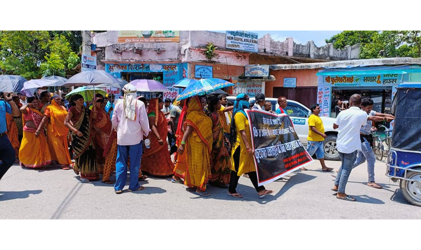 जानकी मन्दिर आसपासको फुटपाथ व्यवसायीद्वारा उपमहानगरविरुद्ध आन्दोलन
