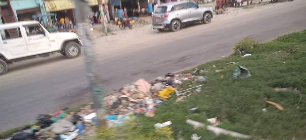 मधेश प्रदेशको राजधानी जनकपुरको वातावरण दुर्गन्धित बन्दै निकायको सौदाबाजी कायमै