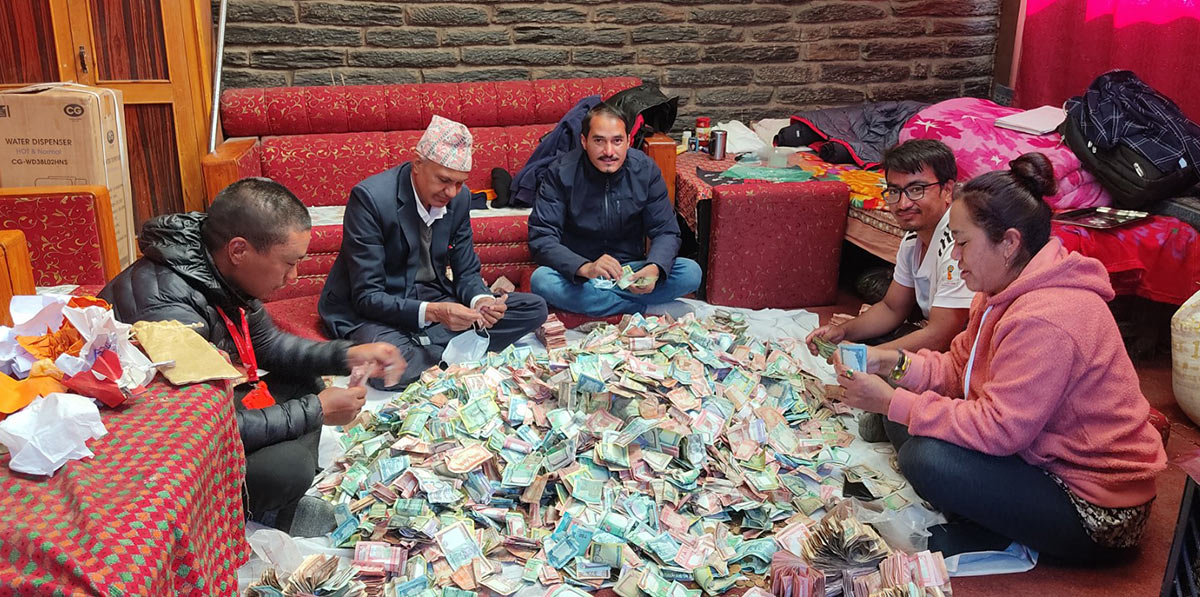 मुक्तिनाथको भेटी करिव ७ करोड