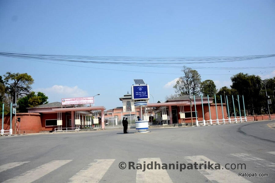 बडादसैँमा सडक सुनसान, शक्तिपीठमा भक्तजनको घुइँचो