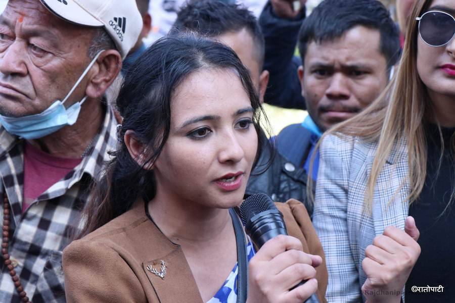 राष्ट्रिय स्वतन्त्र पार्टीबाट तोसिमा कार्कीको रिट दर्ता, मंगलबार पेसी