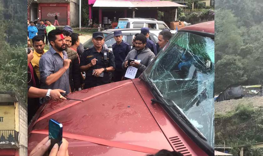 रवि लामिछानेको चुनाव प्रचारमा प्रयोग गरिएको गाडी तोडफोड