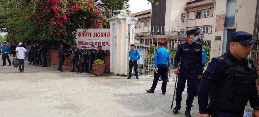 महिलालाई नै उपराष्ट्रपति बनाउनुपर्ने मागसहितको रिट दरपिठ